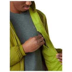 Arc'teryx Atom LT Hoody - Synthetic Jacket 17 Arc'teryx Atom LT Hoody - Synthetic Jacket -Rab Store arcteryx atom lt hoody synthetic jacket detail 5