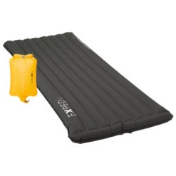 Exped Dura 8R - Sleeping Mat 7 Exped Dura 8R - Sleeping Mat -Rab Store exped dura 8r sleeping mat detail 3