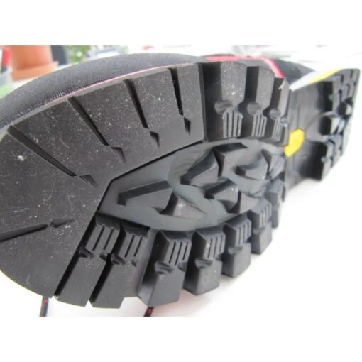 Garmont Dragontail Mnt GTX - Approach Shoes - Image 11