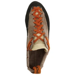 La Sportiva Mythos Eco - Climbing Shoes 18 La Sportiva Mythos Eco - Climbing Shoes -Rab Store la sportiva mythos eco climbing shoes detail 8