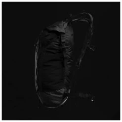 Matador Freerain22 Waterproof Packable Backpack - Walking Backpack 11 Matador Freerain22 Waterproof Packable Backpack - Walking Backpack -Rab Store matador freerain22 waterproof packable backpack walking backpack detail 4