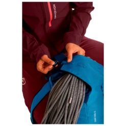 Ortovox Trad Zero 18 - Climbing Backpack -Rab Store ortovox trad zero 18 climbing backpack detail 5