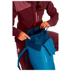 Ortovox Trad Zero 18 - Climbing Backpack -Rab Store ortovox trad zero 18 climbing backpack detail 6