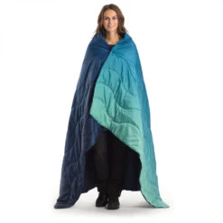 Stoic TorsboSt. Blanket - Synthetic Blanket 13 Stoic TorsboSt. Blanket - Synthetic Blanket -Rab Store stoic torsbost blanket synthetic blanket detail 9