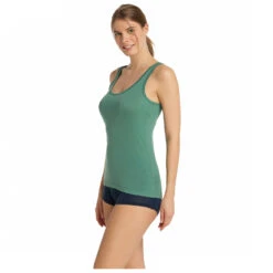 Stoic Women's Merino150 HeladagenSt. Tank - Merino Base Layer 17 Stoic Women's Merino150 HeladagenSt. Tank - Merino Base Layer -Rab Store stoic womens merino150 heladagenst tank merino base layer detail 5