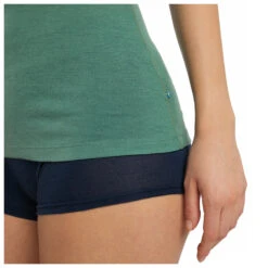 Stoic Women's Merino150 HeladagenSt. Tank - Merino Base Layer 19 Stoic Women's Merino150 HeladagenSt. Tank - Merino Base Layer -Rab Store stoic womens merino150 heladagenst tank merino base layer detail 7