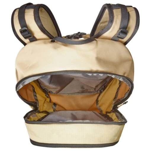 The North Face Basin 18 - Walking Backpack - Image 3