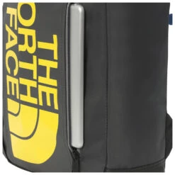 The North Face Youth Base Camp Fuse Box 21 - Kids' Backpack 9 The North Face Youth Base Camp Fuse Box 21 - Kids' Backpack -Rab Store the north face youth base camp fuse box 21 kids backpack detail 4